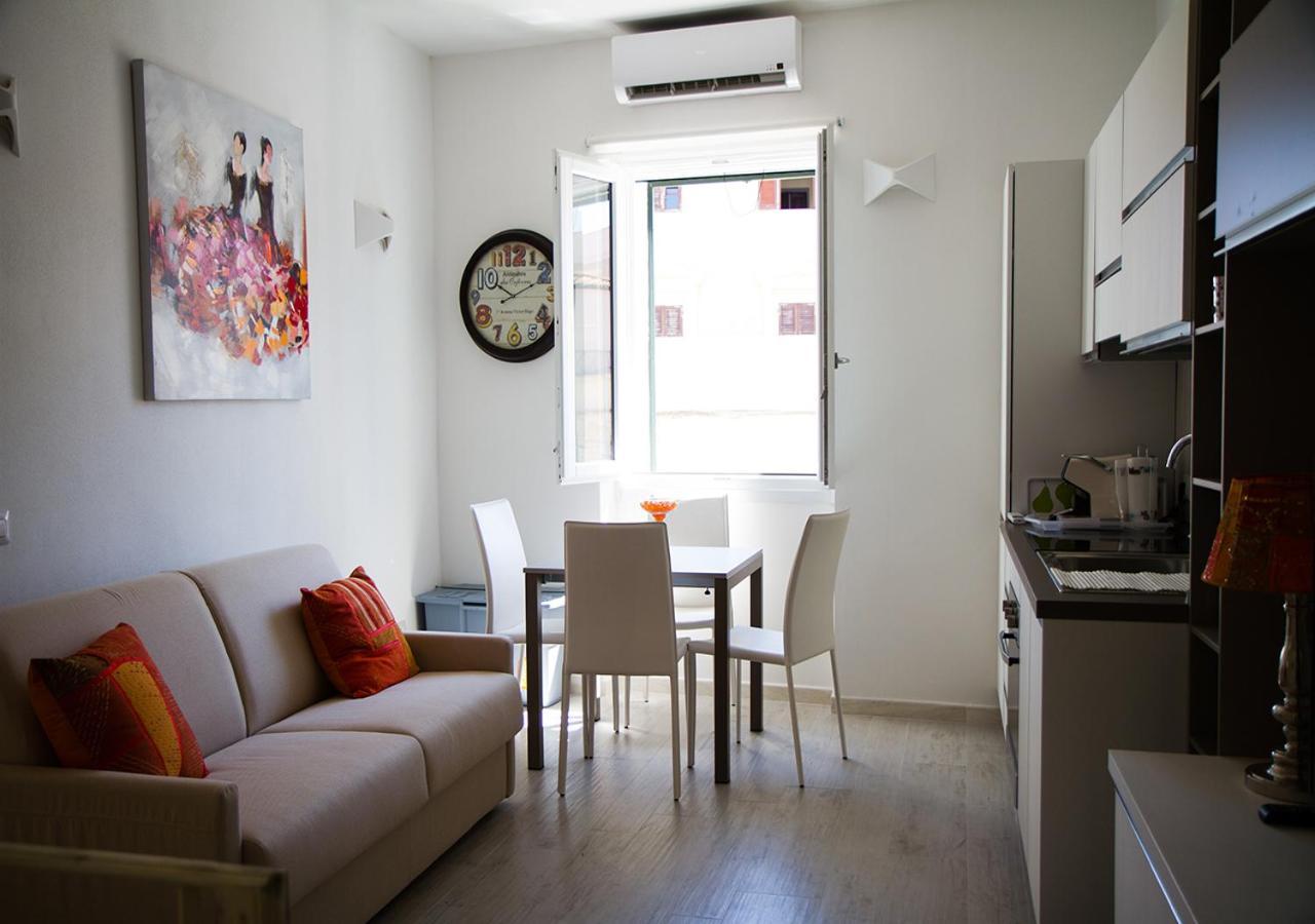 Murphy Holiday Home - Residenza XX Settembre La Maddalena  Exterior foto